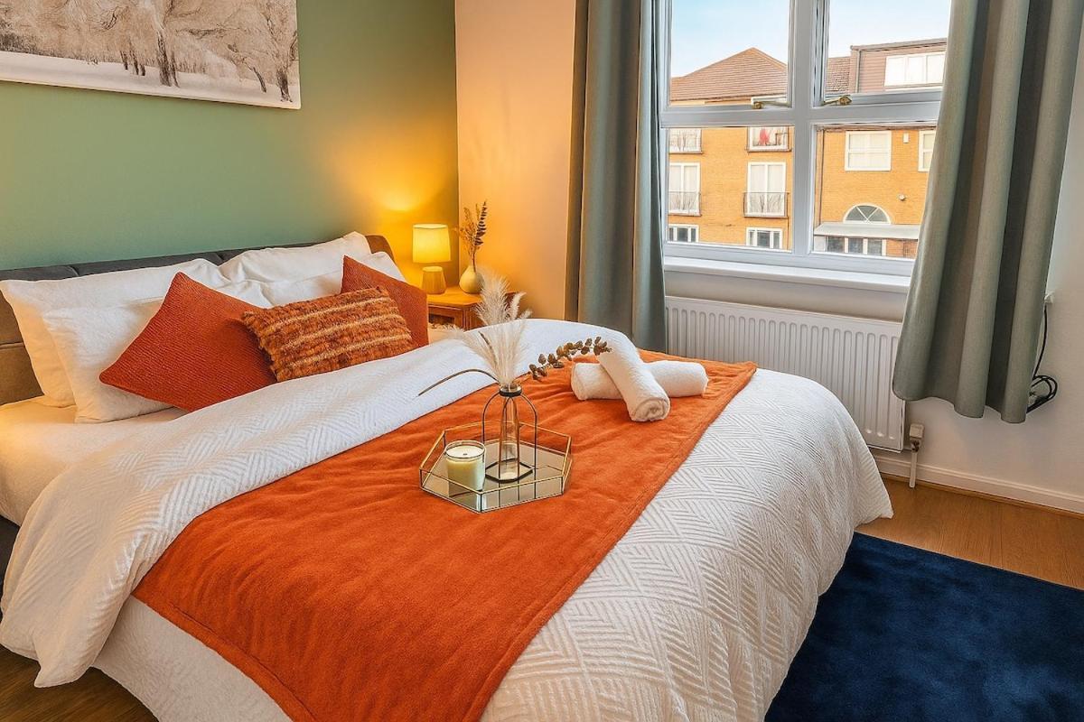 Dockside - 5 Comfy Beds-perfect For Contractors And Families- Free Parking *